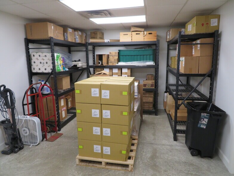 More Photos Of 100 Homestead Ave, Hillsboro Warehouse For Sale