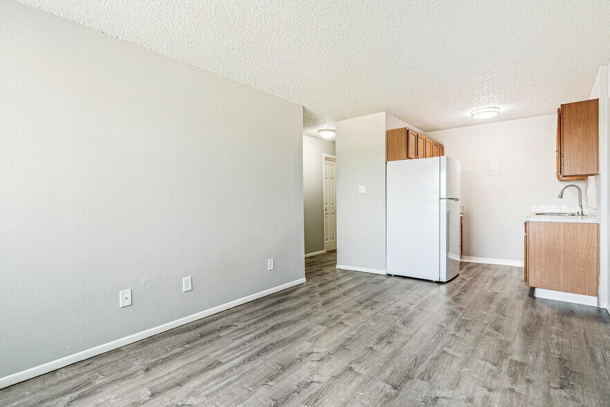 More Photos Of 2475-2503 Hancock Expy, Colorado Springs Apartments For Sale
