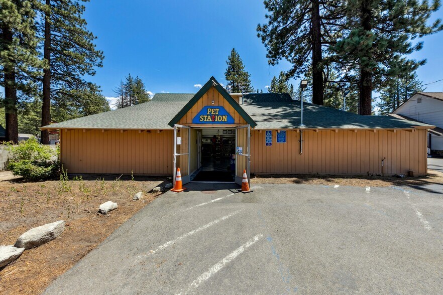 More Photos Of 2205 Lake Tahoe Blvd, South Lake Tahoe Storefront Retail Office For Sale