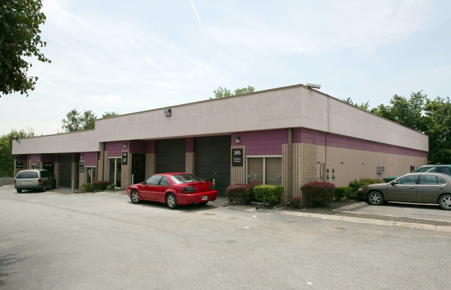 More Photos Of 1515 Elm Hill Pike, Nashville Light Distribution For Lease