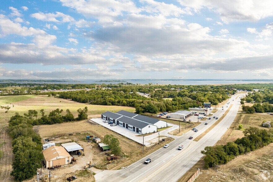 More Photos Of 3332 State Hwy 78, Wylie Light Distribution For Lease