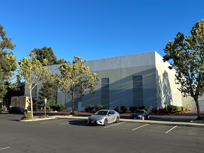 More Photos Of 4040 Nelson Ave, Concord Light Manufacturing For Lease