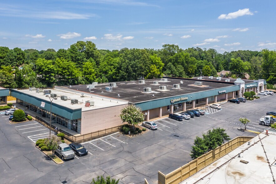 More Photos Of 5740-5756 Stage Rd, Bartlett Storefront For Sale