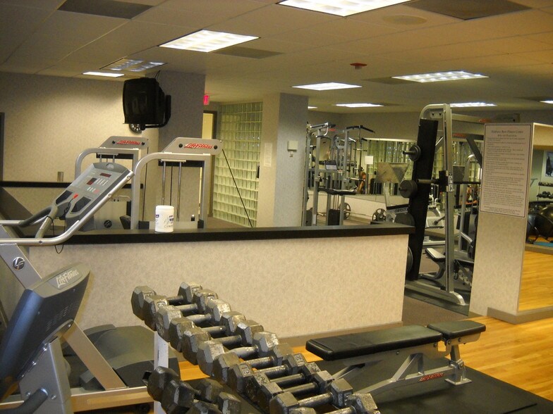 More Photos Of 6600 Peachtree Dunwoody Rd NE, Atlanta Office For Lease