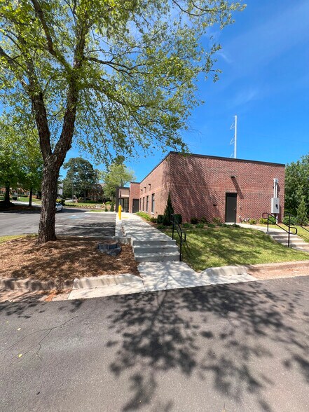 More Photos Of 11855 Alpharetta Hwy, Roswell Medical For Lease