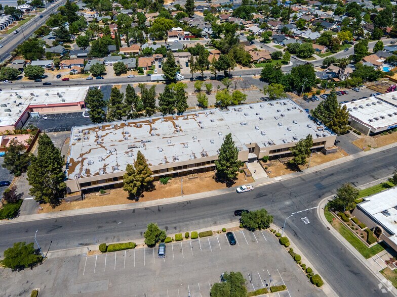 More Photos Of 4241 Williamsbourgh Dr, Sacramento Loft Creative Space For Sale