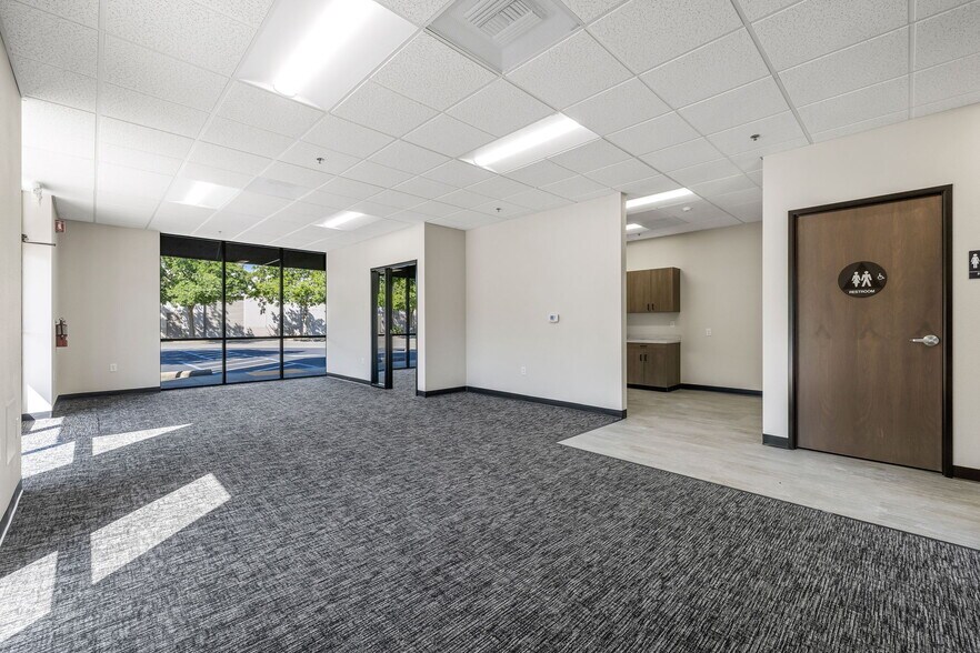 More Photos Of 8655 Younger Creek Dr, Sacramento Distribution For Lease