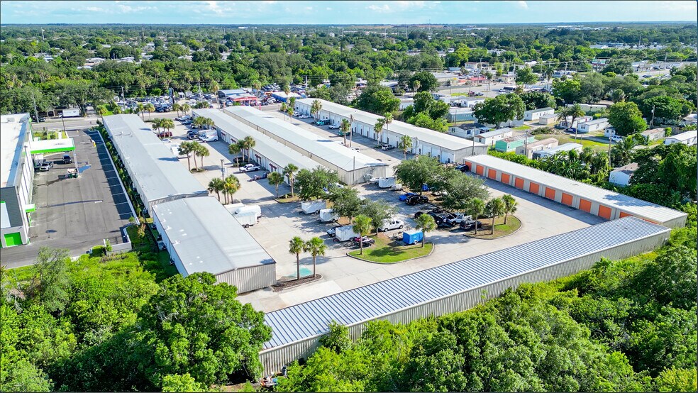 More Photos Of 2600 Aurora Rd, Melbourne Unknown For Lease