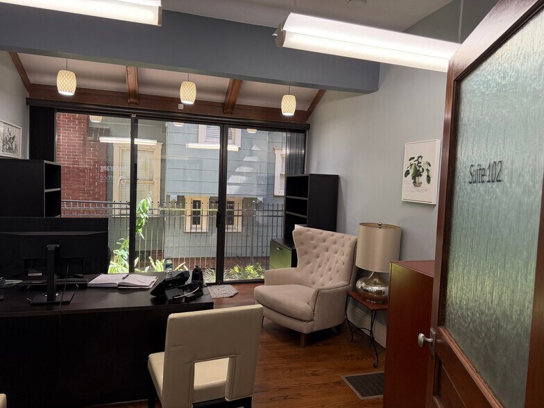 More Photos Of 350 E Pine St, Orlando Office For Lease