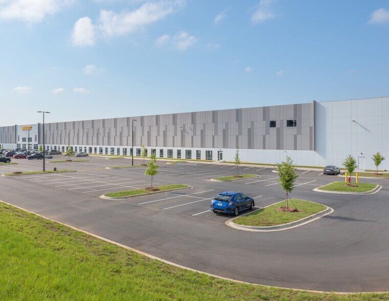 More Photos Of 4260 Pleasant Rd, Fort Mill Manufacturing For Lease