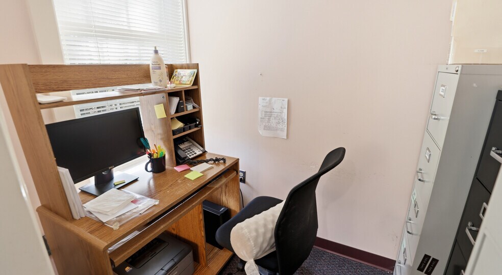 More Photos Of 11535 Nuckols Rd, Glen Allen Office For Sale