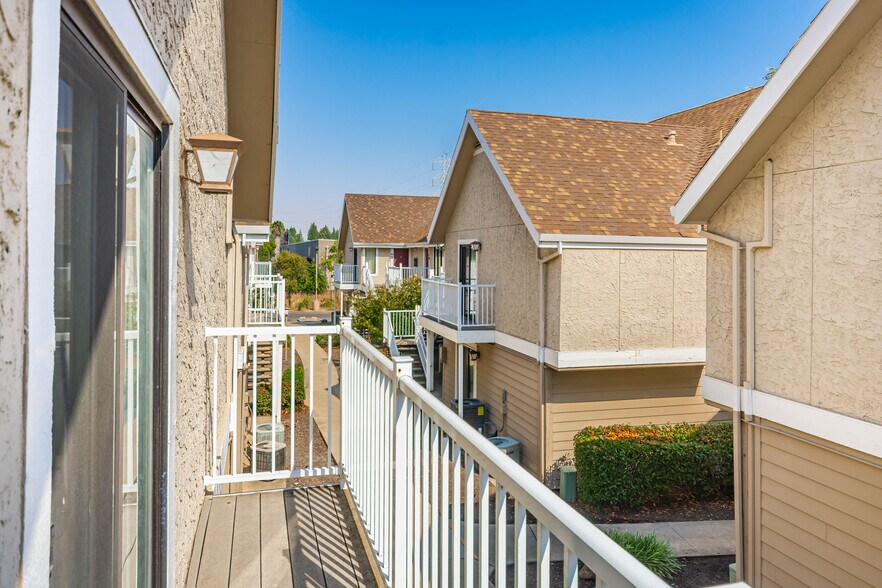 1530 Howe Ave, Sacramento, CA 95825 Hotel For Sale