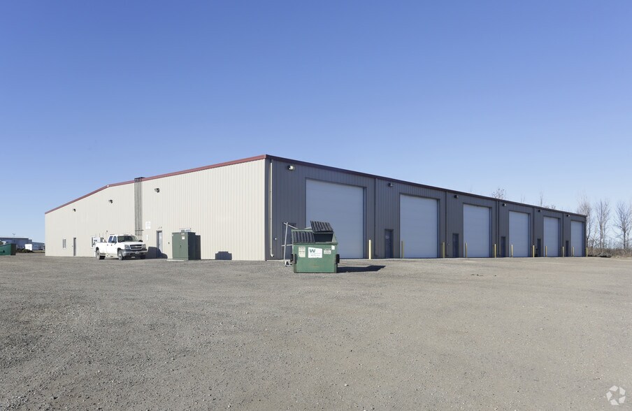 More Photos Of 309 40th Ave NW, Minot Warehouse For Lease