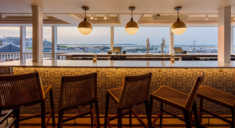 More Photos Of 212 Water St, Block Island Storefront For Sale