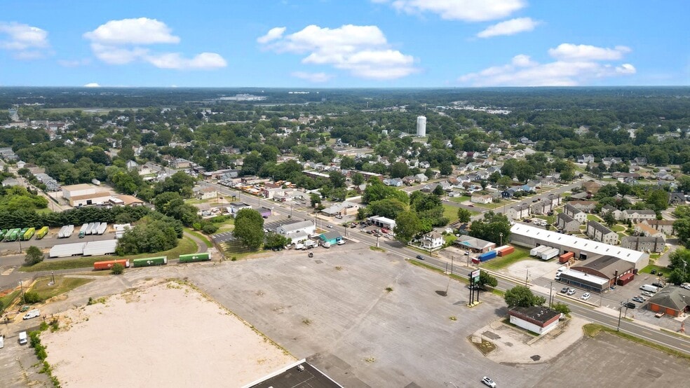 More Photos Of 600 W Broad St, Paulsboro Specialty For Sale