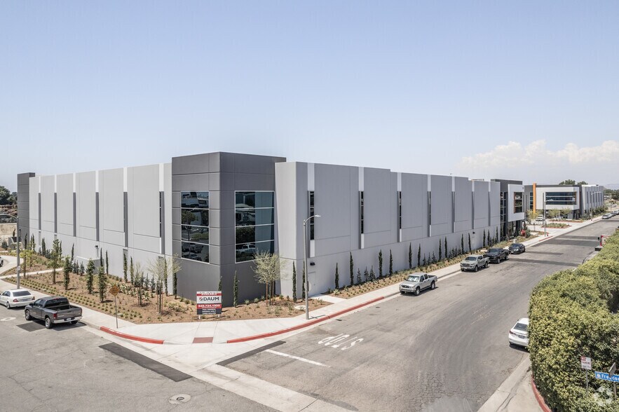 More Photos Of 2442 N American Way, Orange Unknown For Lease