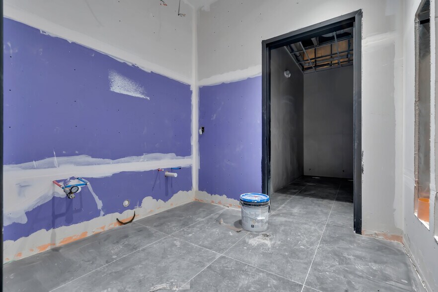 More Photos Of 705 Brewers Bridge Rd, Jackson Office For Lease