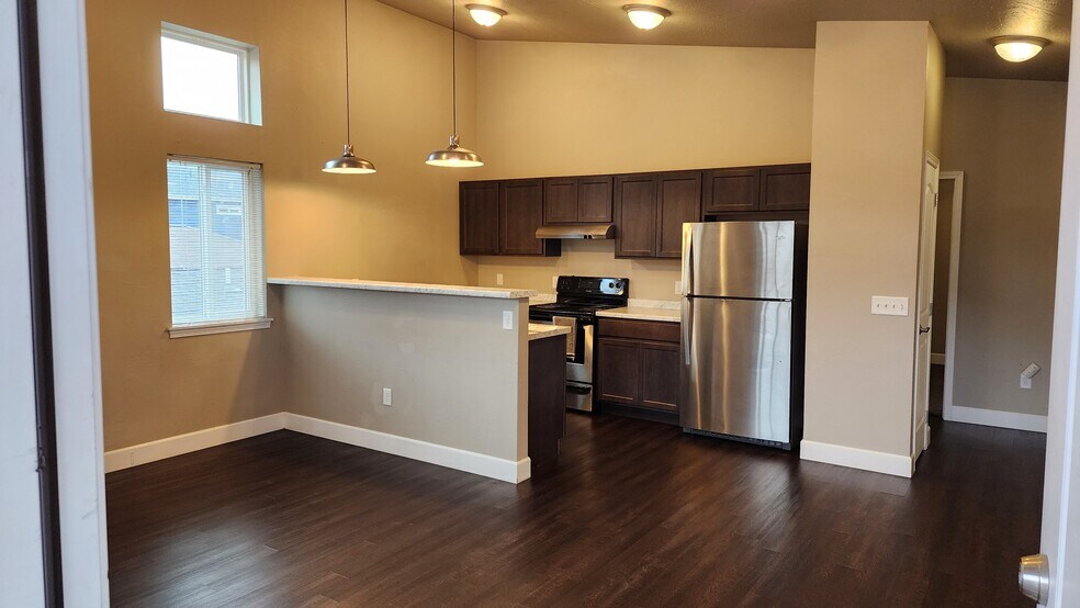 More Photos Of 819 Charlo St, Missoula Apartments For Sale