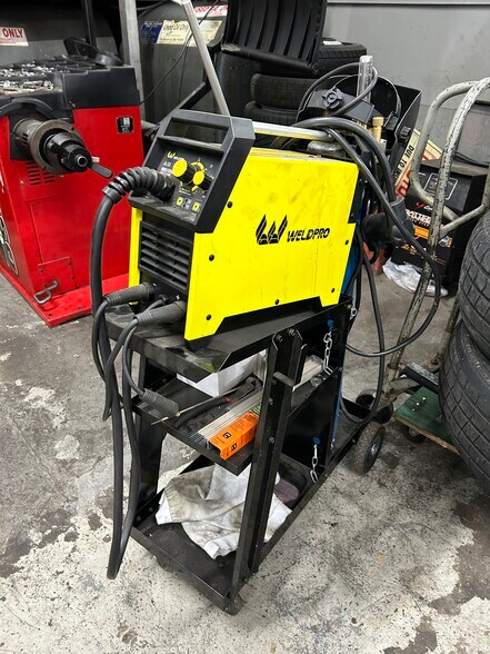 More Photos Of 7611-7615 Rickenbacker Dr, Gaithersburg Flex For Lease