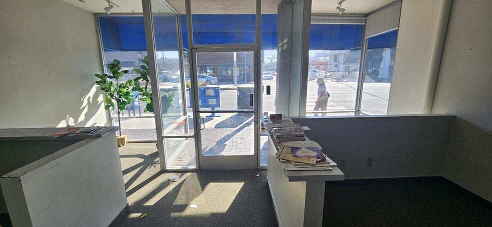 More Photos Of 5225 E 2nd St, Long Beach General Retail For Lease