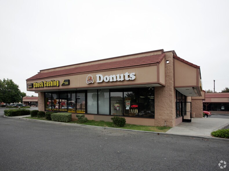 More Photos Of 9311-9347 Slauson Ave, Pico Rivera Unknown For Lease