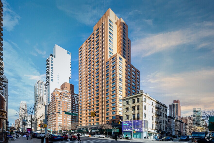 Primary Photo Of 200 E 62nd St, New York Apartments For Lease