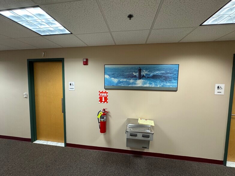 More Photos Of 255 Route 80, Killingworth Office For Lease