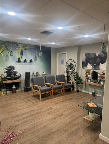 More Photos Of 1204 NW 69th Ter, Gainesville Medical For Sale