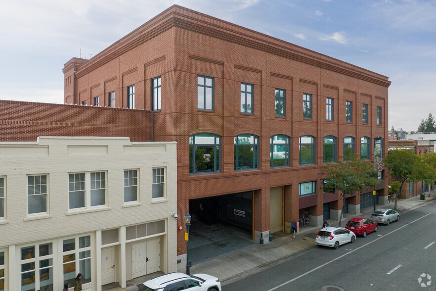 More Photos Of 61-75 W Colorado Blvd, Pasadena Unknown For Lease