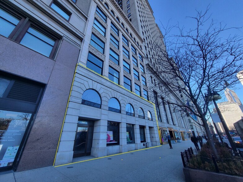 More Photos Of 320 S Michigan Ave, Chicago Apartments For Lease