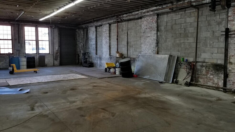 More Photos Of 45 Van Sinderen Ave, Brooklyn Light Manufacturing For Lease