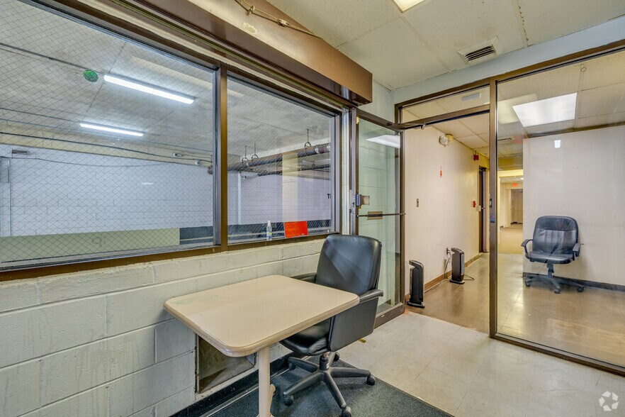 More Photos Of 17 S New York Ave, Atlantic City Parking Garage For Lease