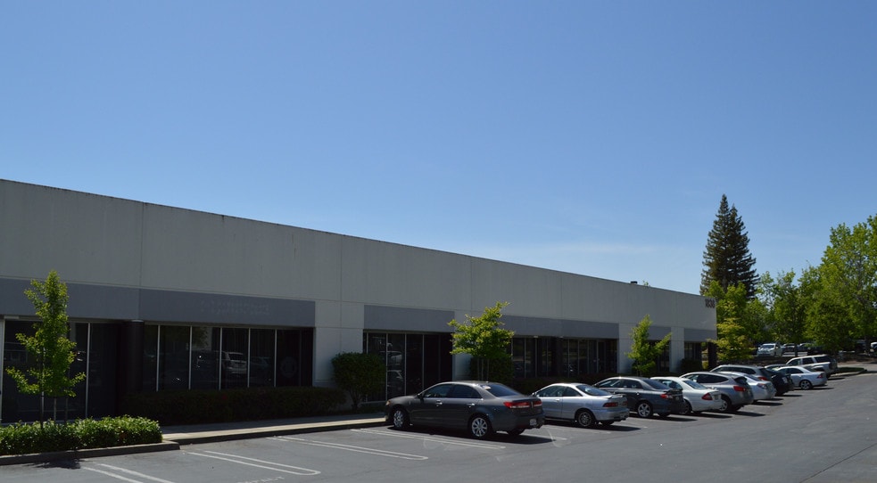 More Photos Of 1836 Sierra Gardens Dr, Roseville Research And Development For Lease