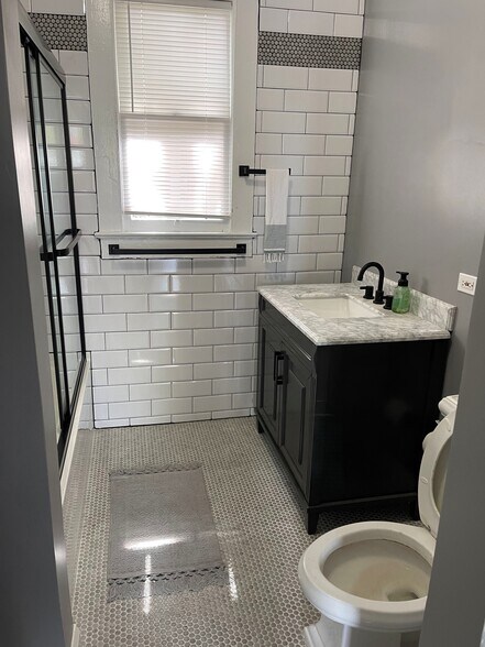More Photos Of 2795 Park St, Jacksonville Medical For Lease