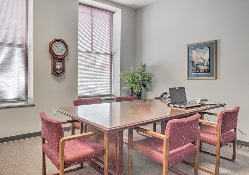 More Photos Of 42-46 Main St, Keene Loft Creative Space For Lease