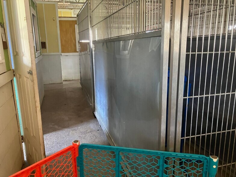 More Photos Of 4265 US Highway 17 N, Brunswick Medical For Sale