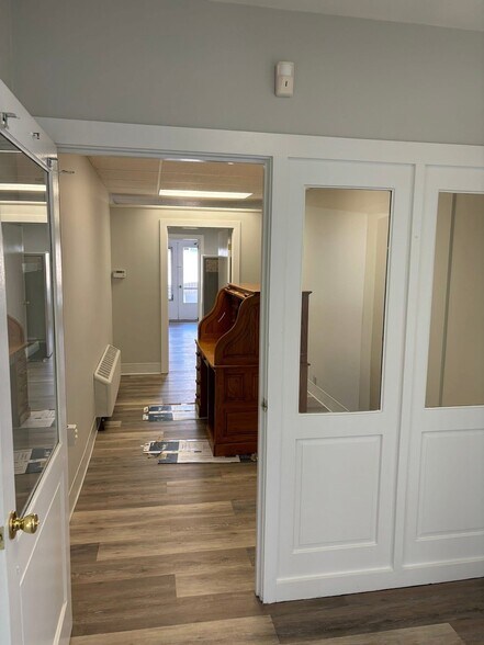 More Photos Of 17 Water St, Milford Office For Lease