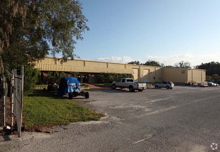 More Photos Of 1075 N Ronald Reagan Blvd, Longwood Warehouse For Lease
