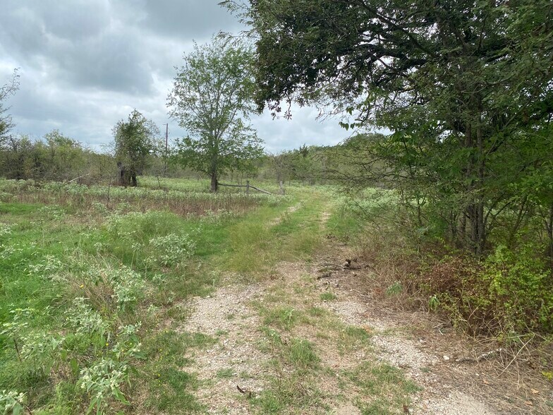 More Photos Of 9000 County Road 113, Kaufman Land For Lease