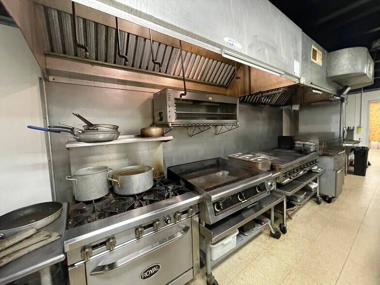 More Photos Of 201 E Main St, Hinton Restaurant For Sale