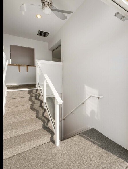 More Photos Of 3108 S Union Ave, Tacoma Office For Sale