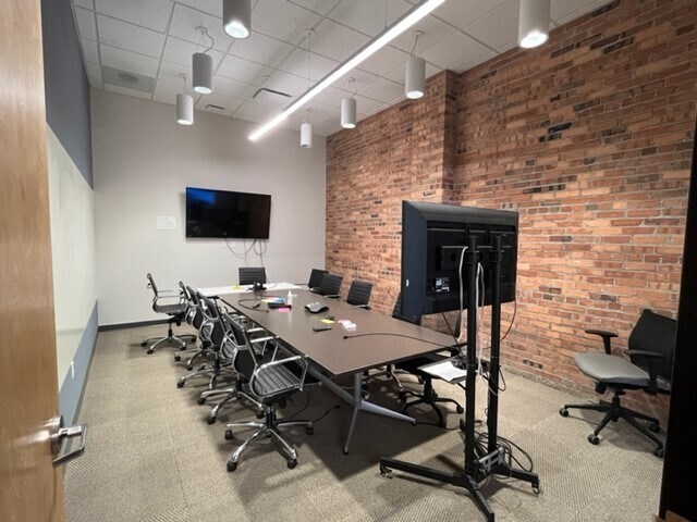 More Photos Of 1816 Walnut St, Kansas City Office For Lease