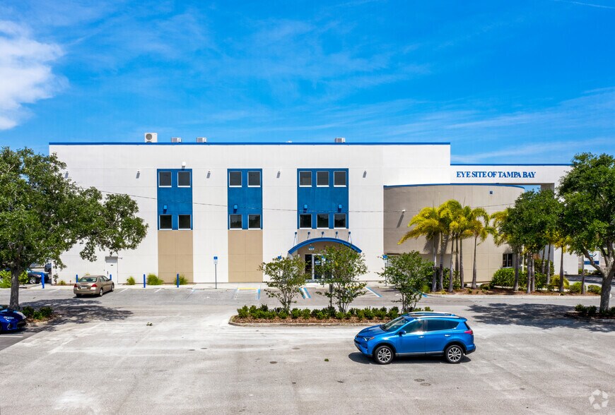 More Photos Of 2560 Gulf to Bay Blvd, Clearwater Office For Lease