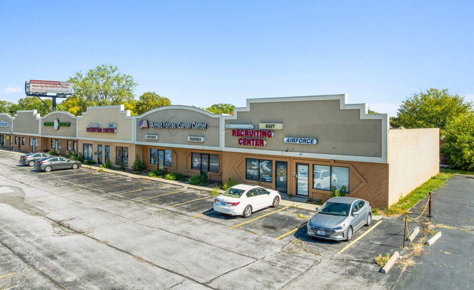 More Photos Of 503-559 S Reynolds Rd, Toledo Freestanding For Sale