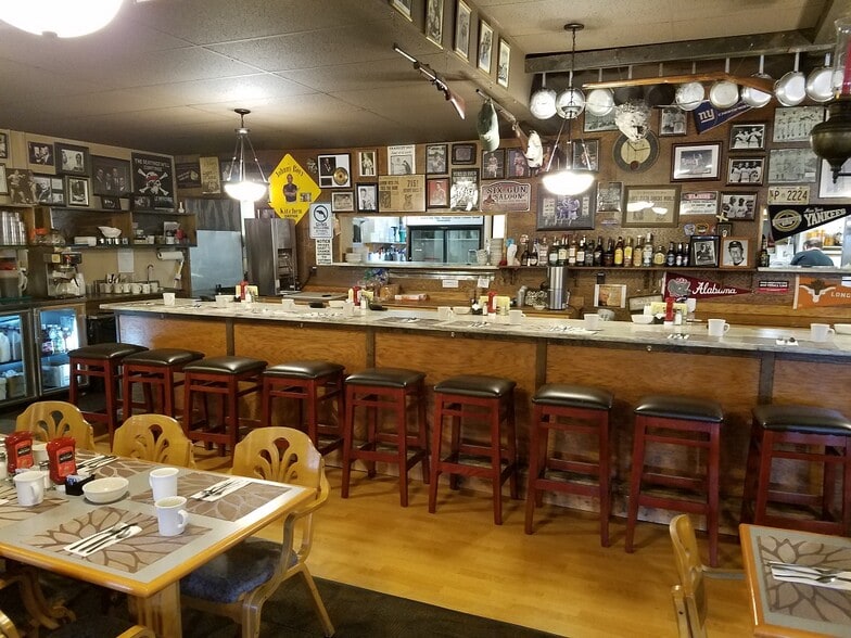 More Photos Of 182 RT 4, Rutland Restaurant For Sale