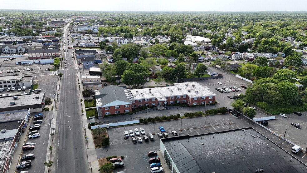 More Photos Of 475 E Main St, Patchogue Medical For Sale