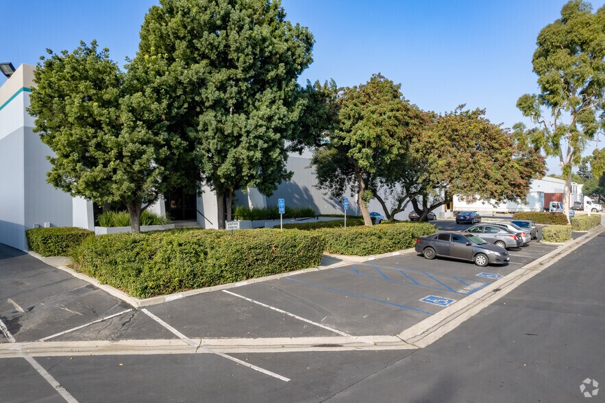 More Photos Of 2225 Workman Mill Rd, City Of Industry Warehouse For Lease