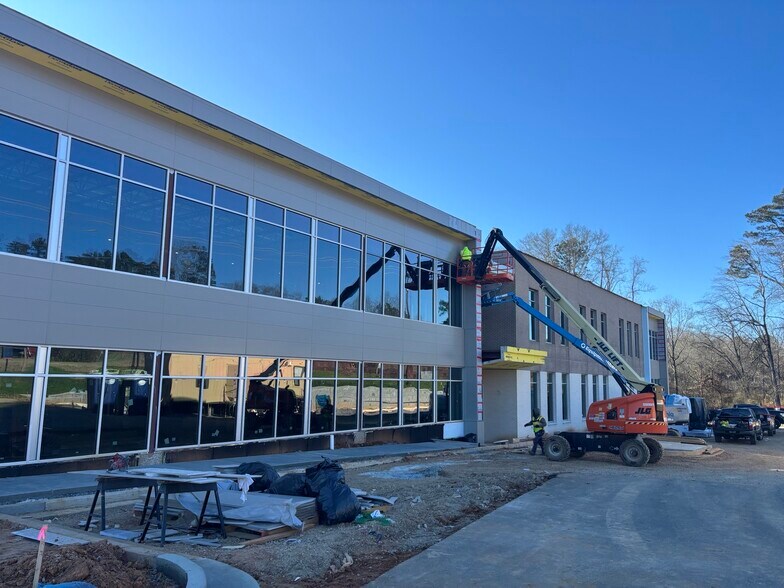 Primary Photo Of 7355 Main St, Woodstock Medical For Lease