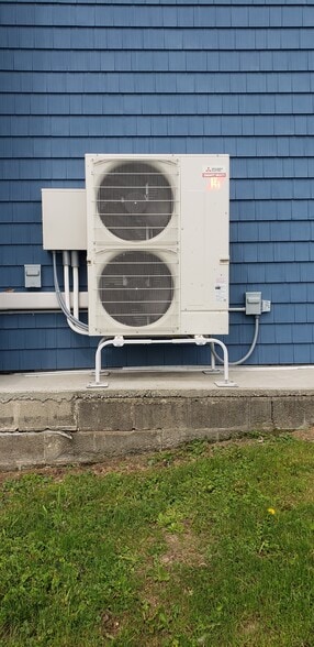 More Photos Of 4637-4639 W Prospect St, Mantua Storefront Retail Residential For Sale