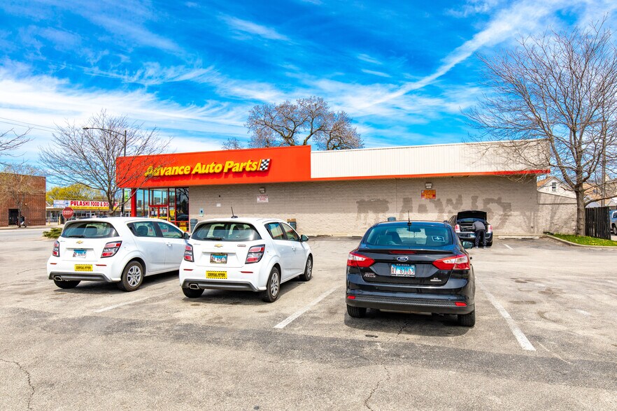 Primary Photo Of 4625 S Pulaski Rd, Chicago Freestanding For Sale